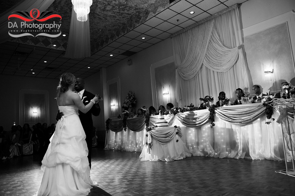 First dance, wedding photography