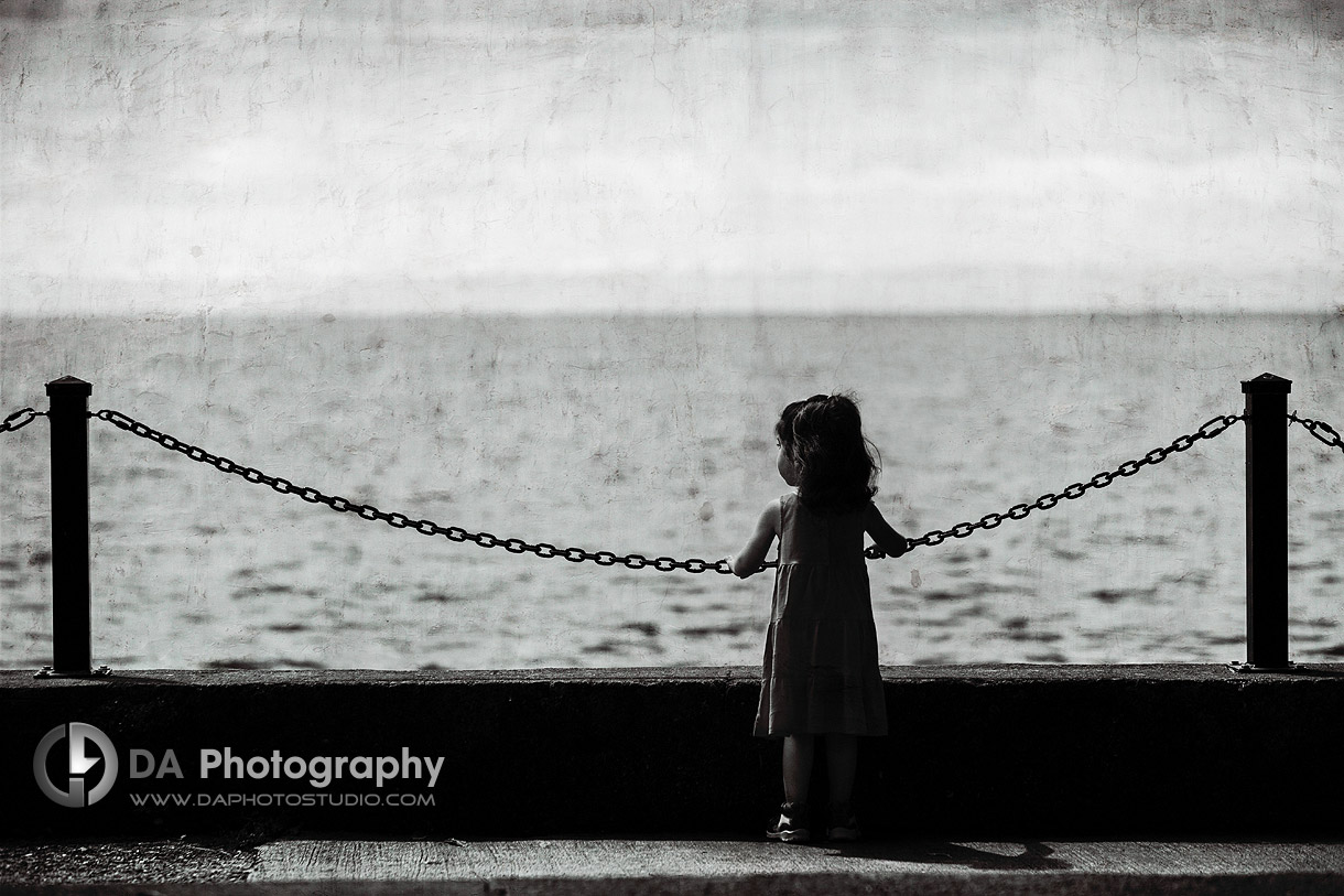Little girl at the horizon, by DA Photography