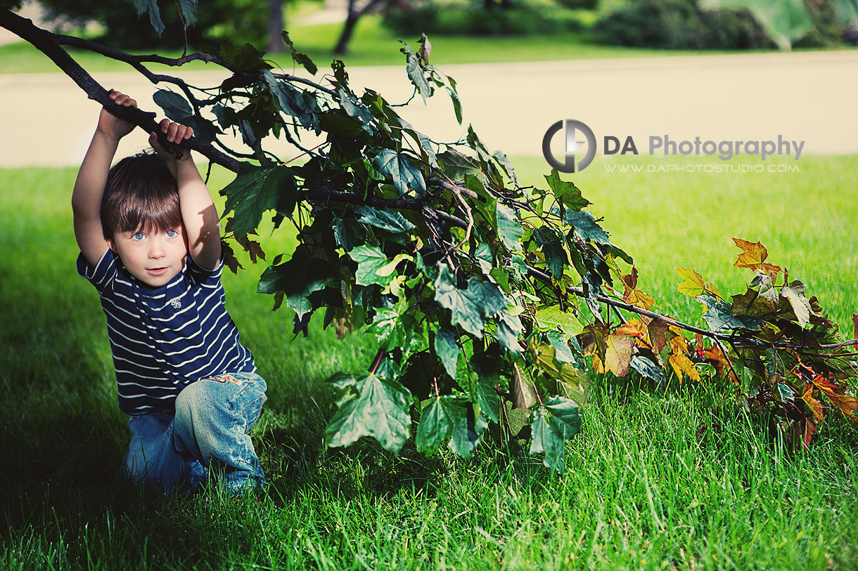 Using the Shade and the Light to show off those Baby Blues - Children's Photography