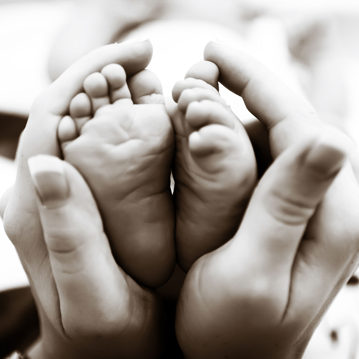 New Feet, Old Hands - Baby Photography by DA Photography