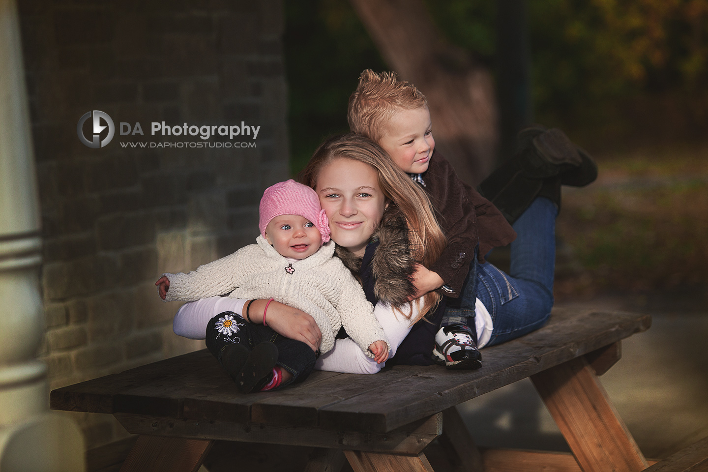 Portrait of three siblings - Children Photographer