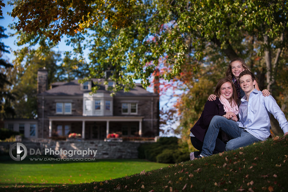 Siblings Portrait, outdoor ground posing - Family Photographer - DA Photography