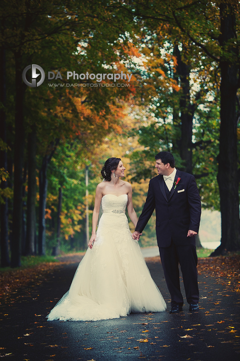 Wedding photo at the pathway entrance of Caledon Golf and Country Club - Wedding Photographer