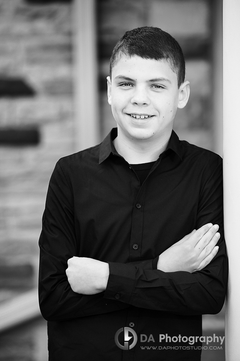 Teen Portrait in black and white - Children Photographer