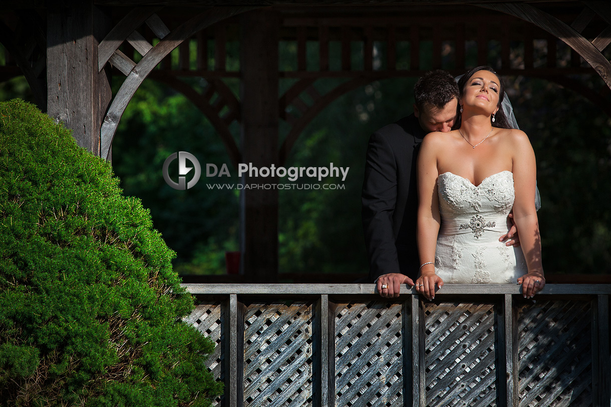 Bride and Groom Outdoor Photo Session - Wedding Photography by Dragi Andovski - Terrace On The Green - Brampton, ON