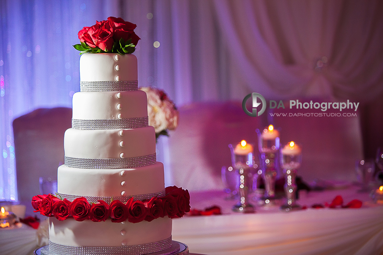 Wedding Cake Close-Up - Wedding Photography by Dragi Andovski - Terrace On The Green - Brampton, ON
