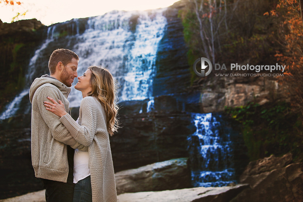 Fall Engagement Photo - Wedding Photography by Dragi Andovski - Albion Falls, Hamilton ON