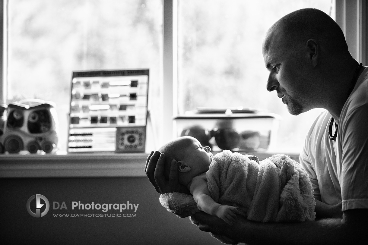 Indoor Photo Session with Natural Light - Newborn Photography by Dragi Andovski - www.daphotostudio.com