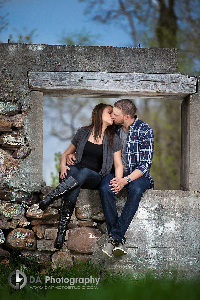 Framed Love - Wedding Photography by Dragi Andovski - Badlands - Caledon, ON