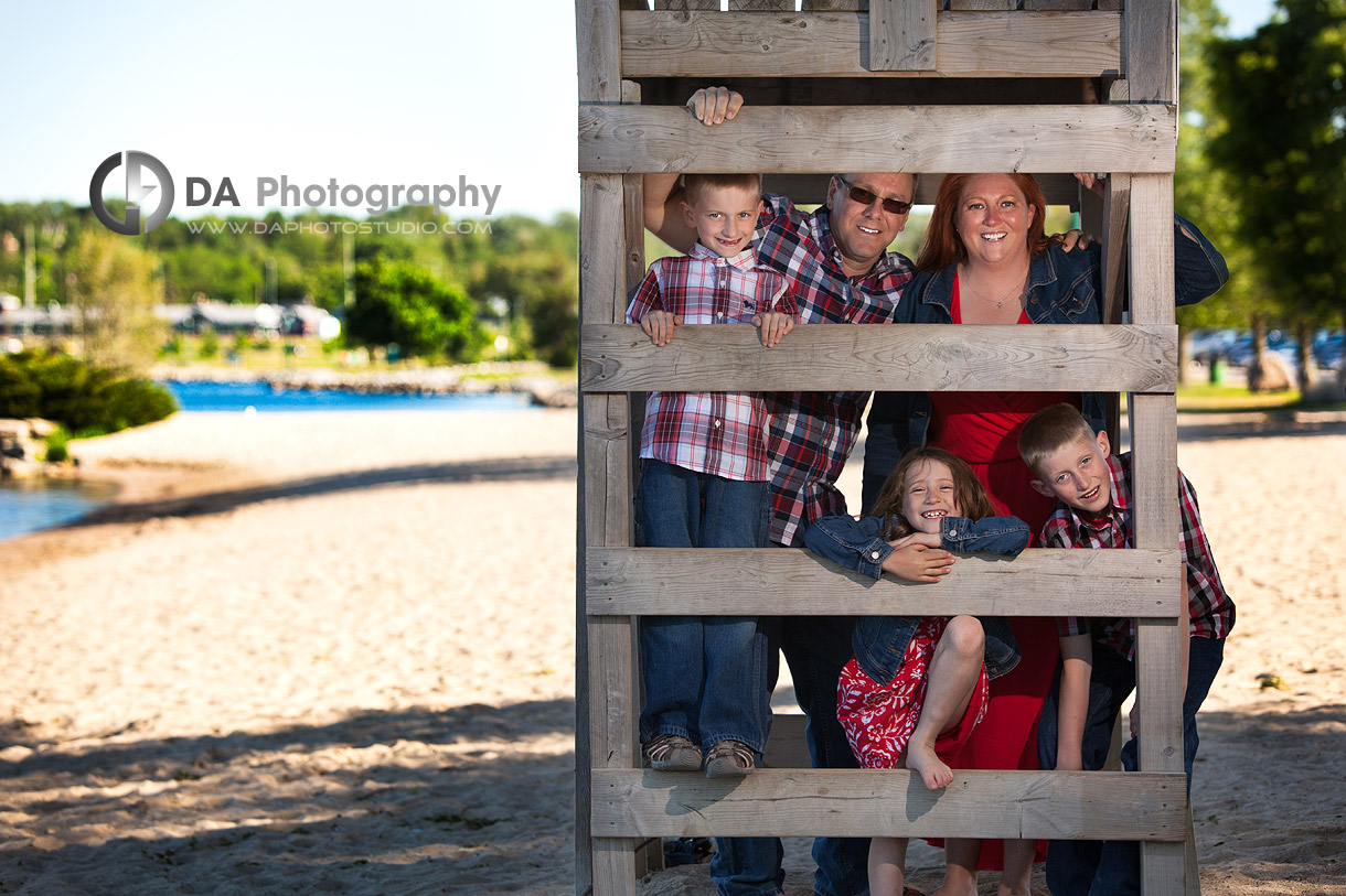 Unique Family Waterfront Portrait with Available Props - Family Photography by Dragi Andovski - Barrie, ON