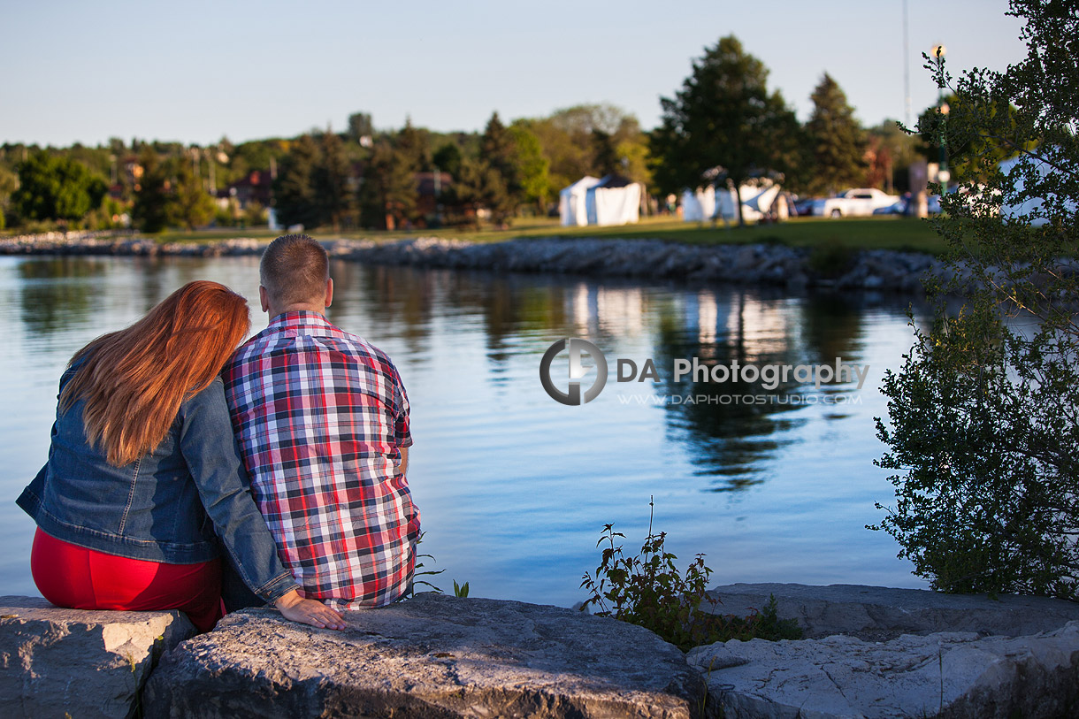 Relaxed Couple Enjoying the Waterfront in Barrie - Family Photography by Dragi Andovski - Barrie, ON