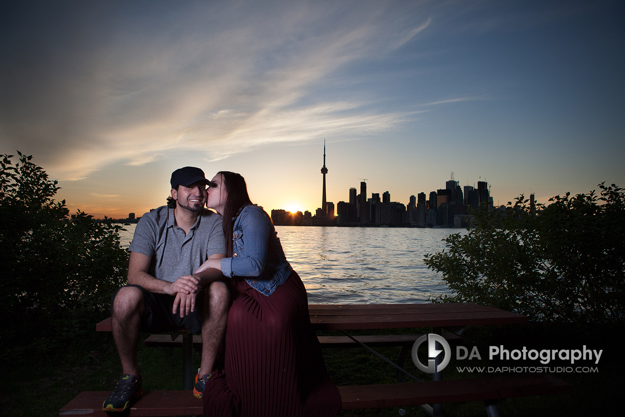 Love under the open sky - Toronto Island by DA Photography