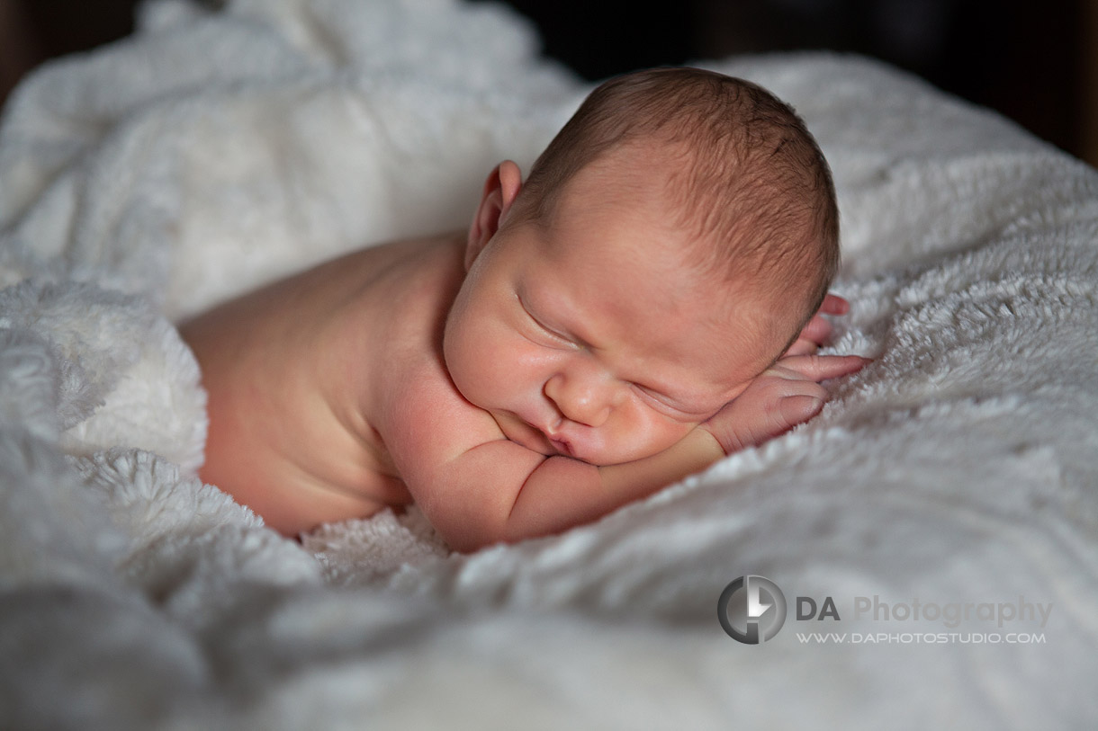 Time for Nap - Details in Newborn photography by DA Photography - www.daphotostudio.com