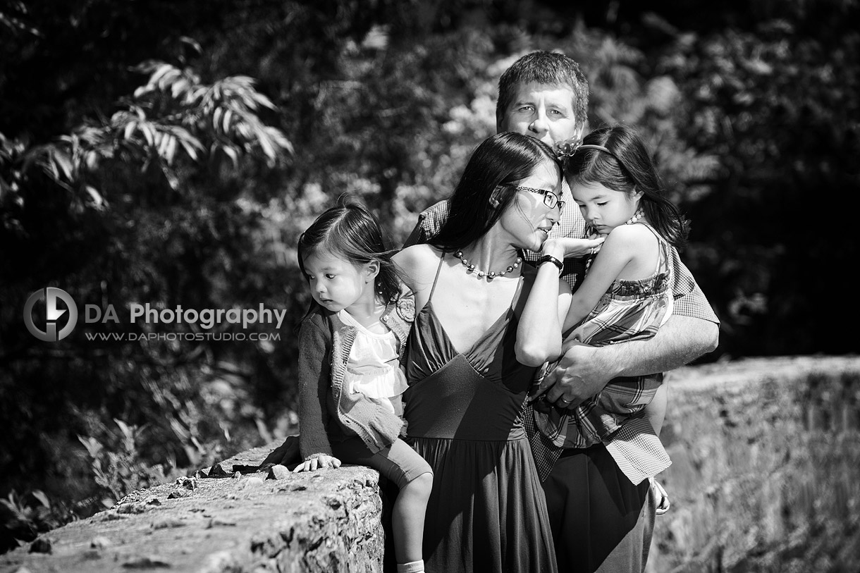 The joy and happiness of one family though the lens of photographer  - DA Photography at Ball's Falls, www.daphotostudio.com