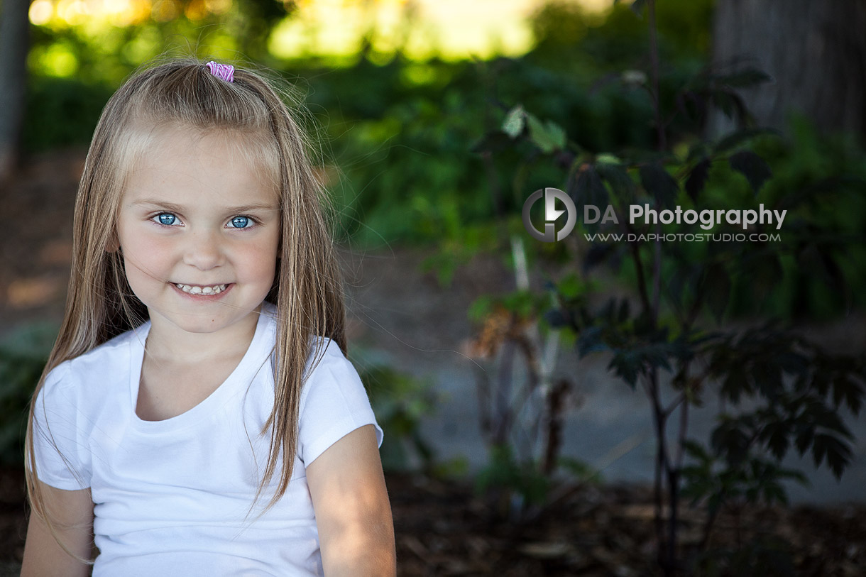 Perfect open shade light - at Gairloch Gardens, Oakville by DA Photography , www.daphotostudio.com