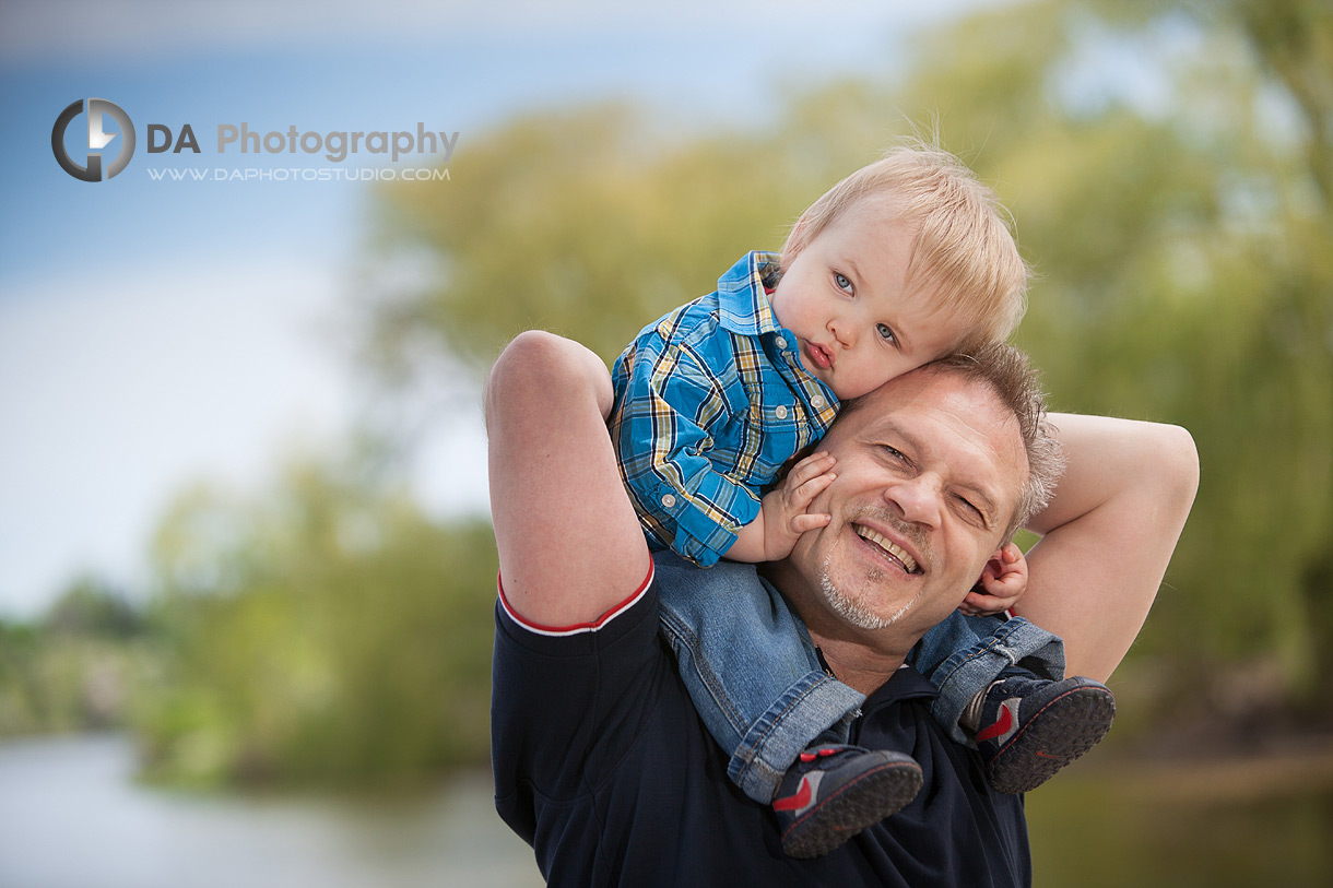 Piggy back - Children Photography by DA Photography at Kelso, ON