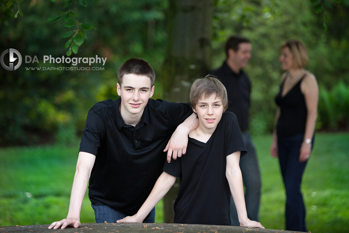 Portrait from Teenage boys with their parents in the back - by DA Photography at Adamson Estate, www.daphotostudio.com