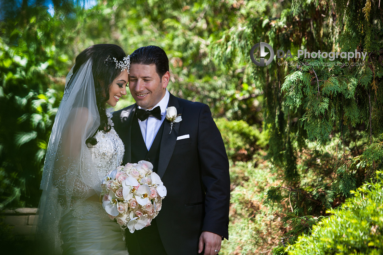 Bride and groom on their wedding day - by DA Photography at West River, www.daphotostudio.com