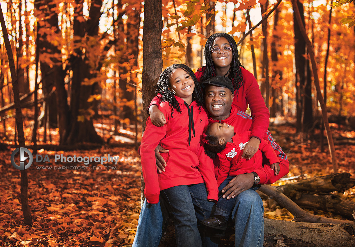Daddy with his three little girls in Fall - by DA Photography - Family Photographer in Mississauga, www.daphotostudio.com