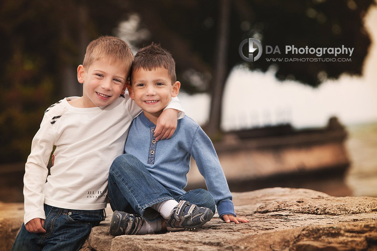 Two Brothers - Fall Family Photos by DA Photography - Gairloch Gardens, Oakville - www.daphotostudio.com