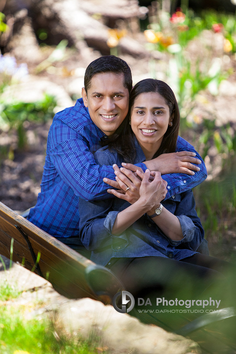 Mommy and daddy time - by DA Photography - Gairloch Gardens, ON - www.daphotostudio.com