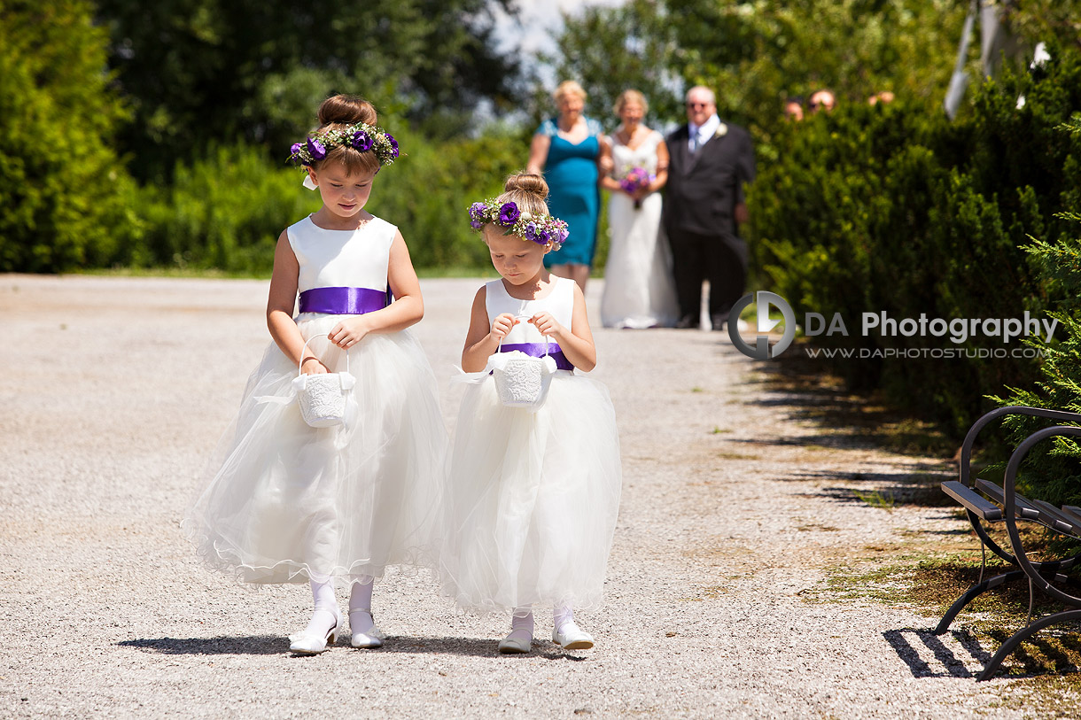 Outdoor Wedding Ceremony at Whistling Gardens in Wilsonville