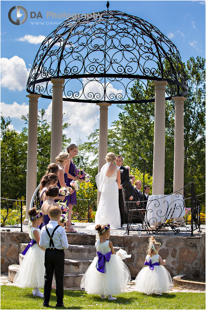 Outdoor Wedding Ceremonies at Whistling Gardens in Wilsonville