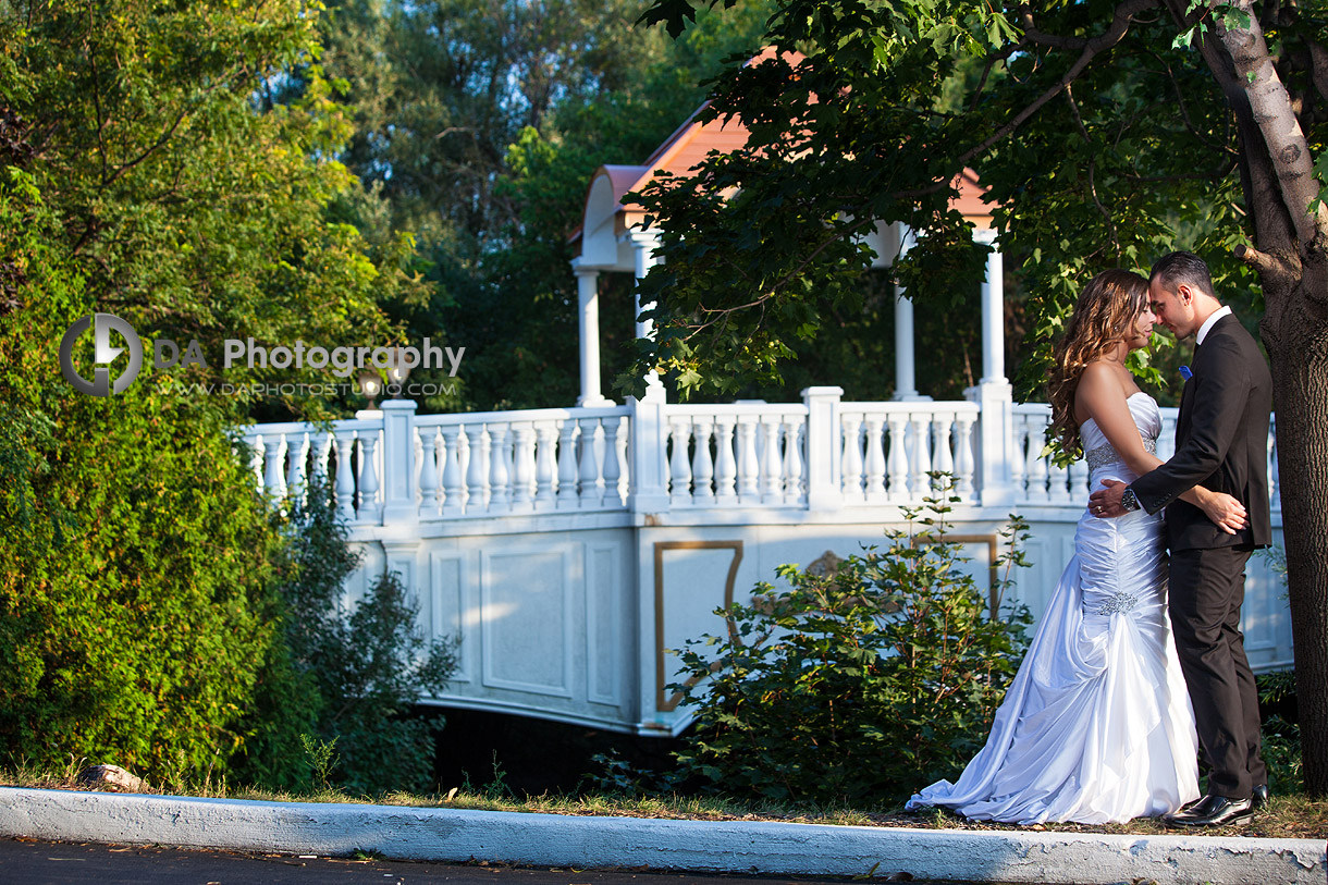 Bride and Groom at Paradise Banquet Hall in Vaughan