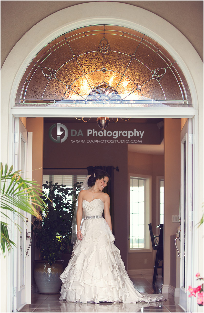 Bride at the exit of her pearents house at Wedding in Port Dover