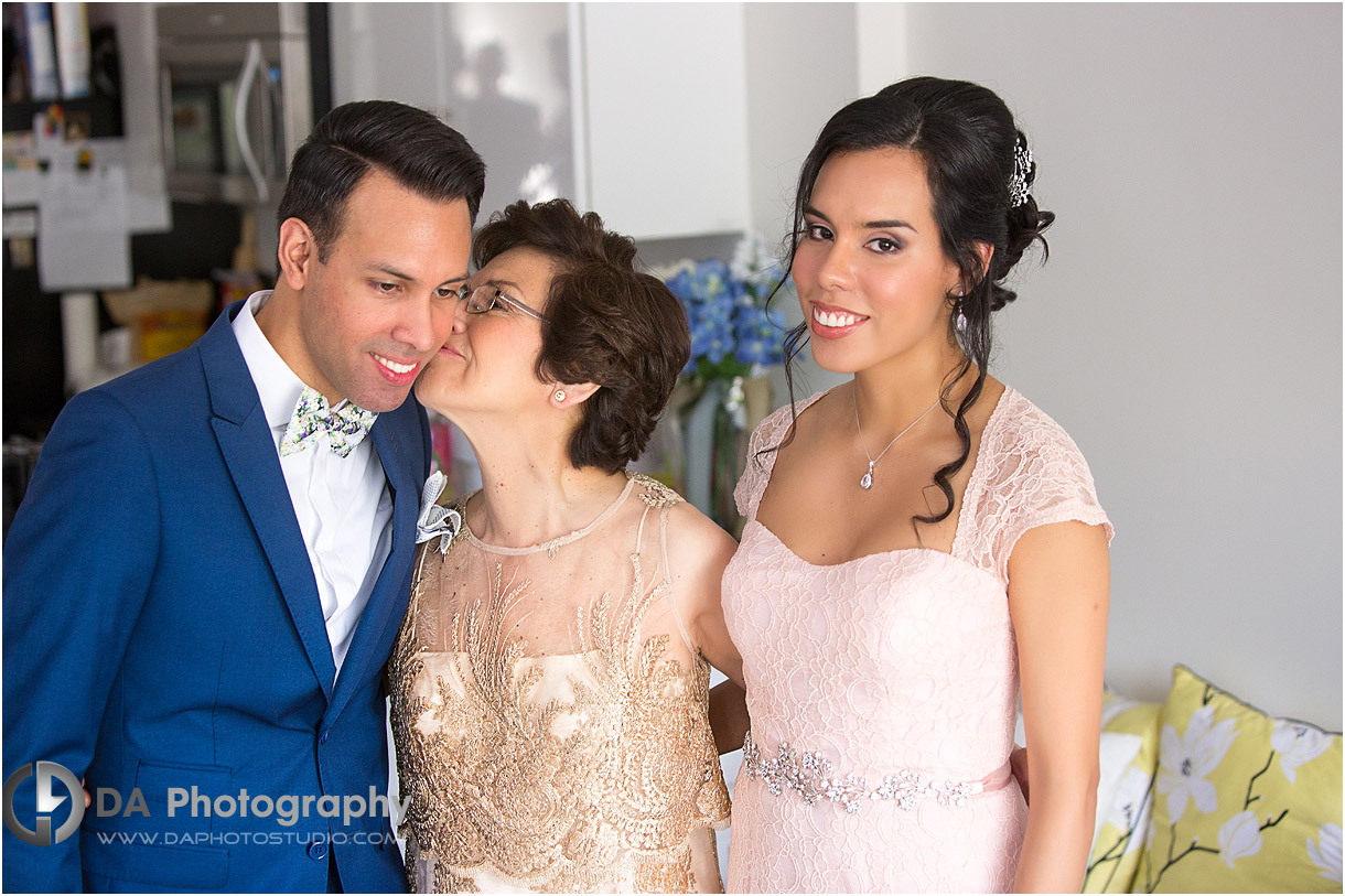 Groom with his family getting ready in Mississauga