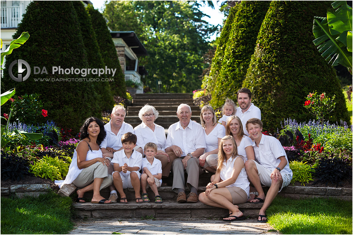Family Reunion Photos at Gairloch Gardens in Oakville