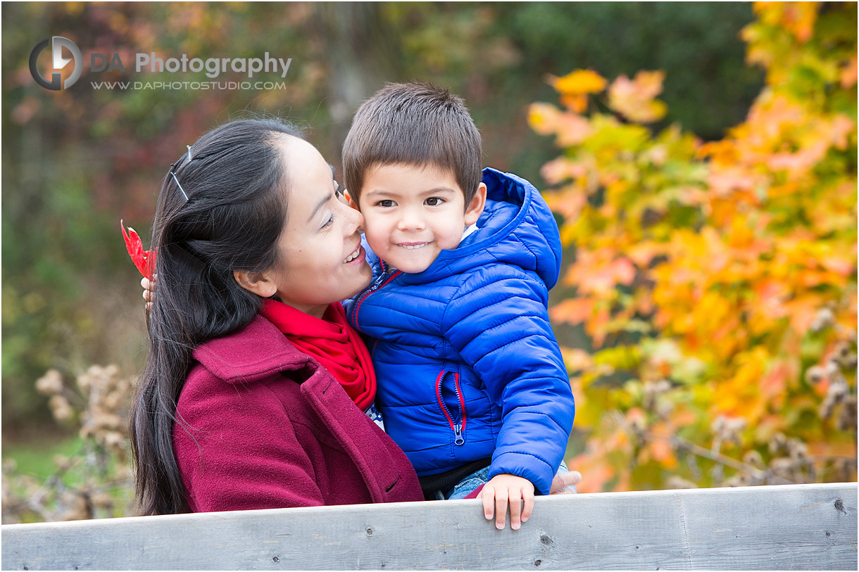 Best Family Photographers in Oakville at Lion's Valley Park