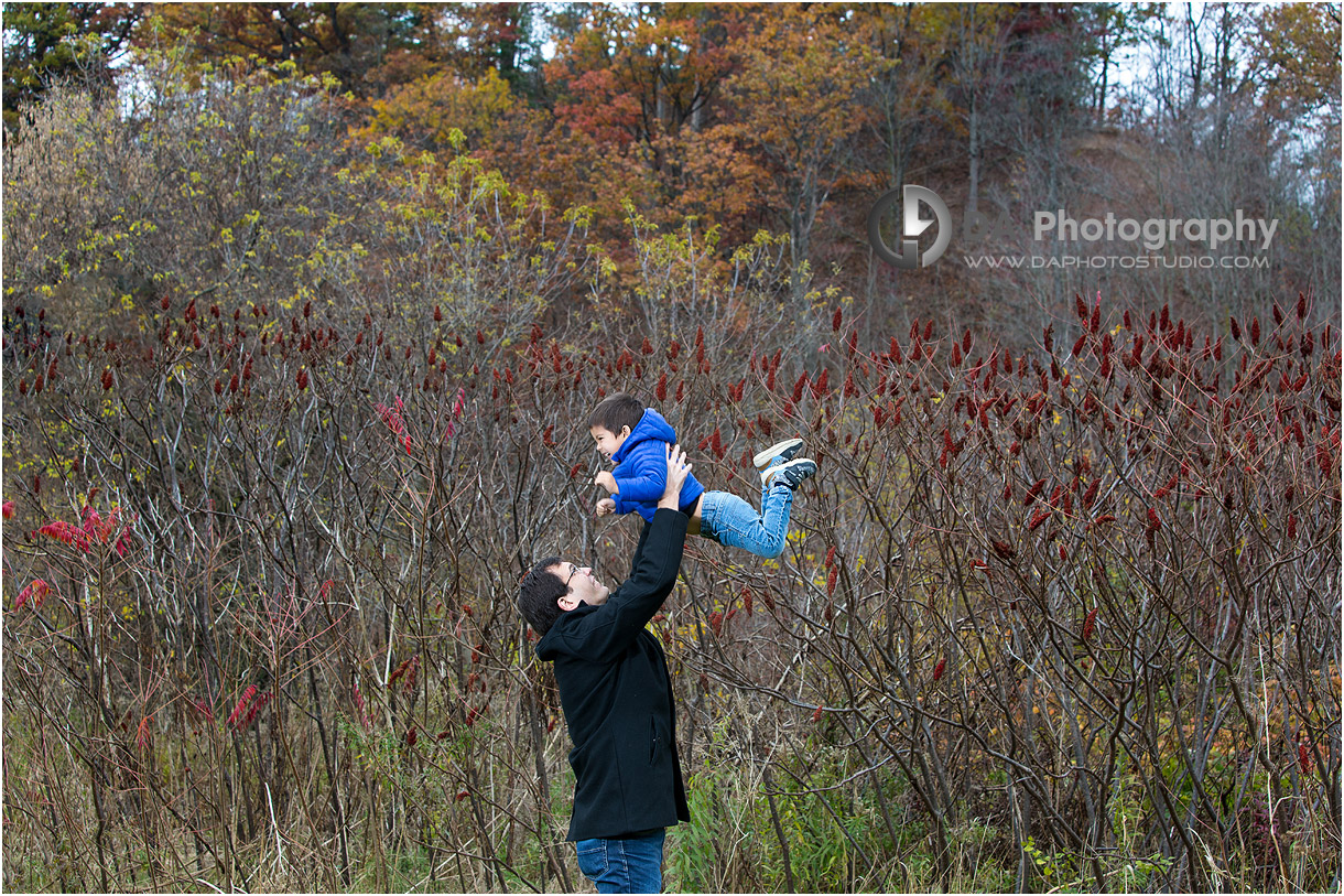 Family Fall Photos at Lion's Valley Park
