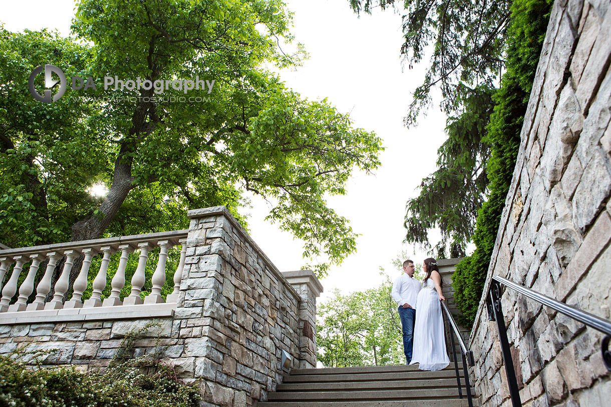 Creative maternity photos at Paletta Mansion