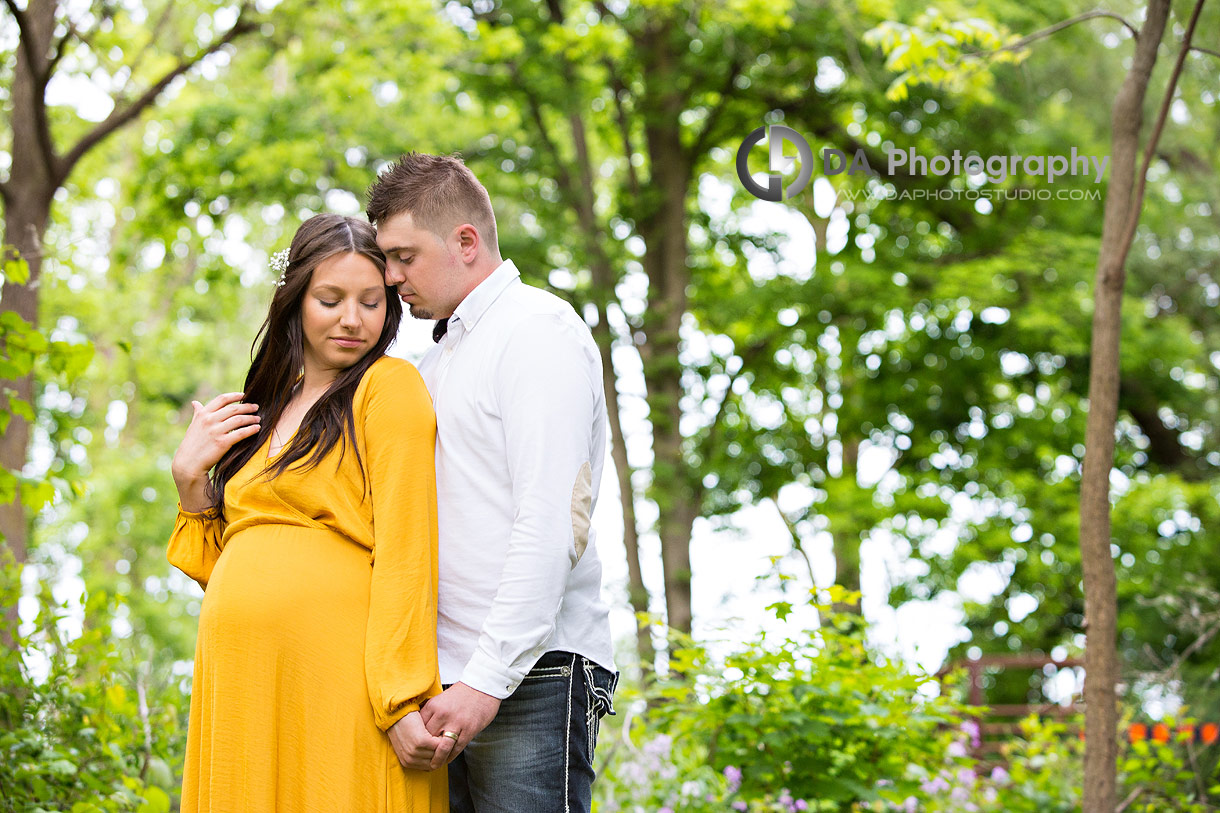 Paletta Mansion Lakefront Park maternity photo