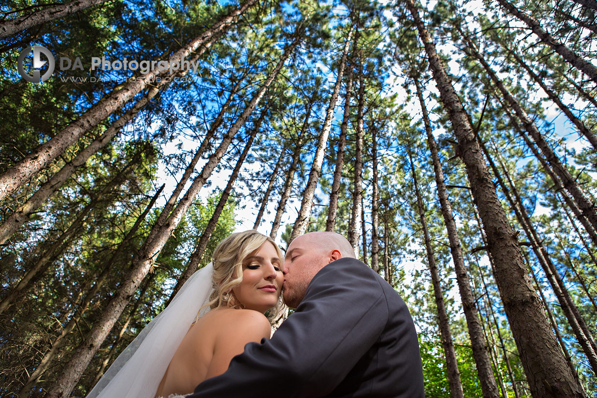 Wedding Pictures at Kortright Centre in Vaughan