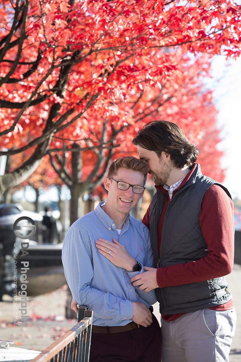  Toronto engagement photographers at Harbourfront Canoe