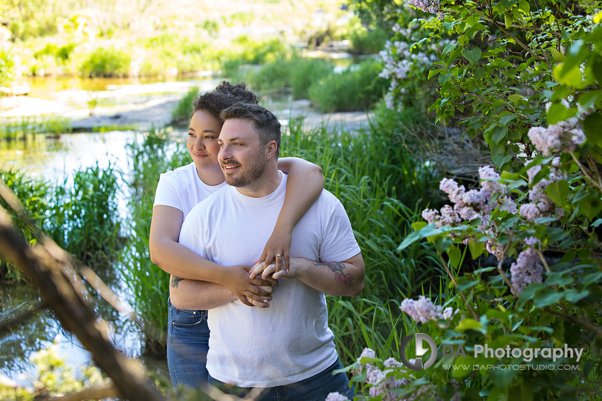  Lincoln engagement photographers at Balls Falls